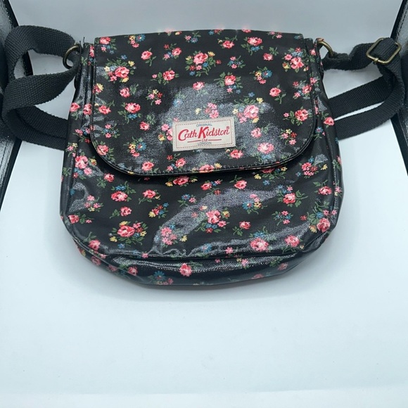 Cath Kidston Rose Garden Crossbody Bag - Picture 3 of 8